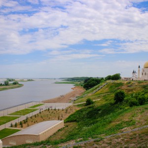 На берегу Волги..